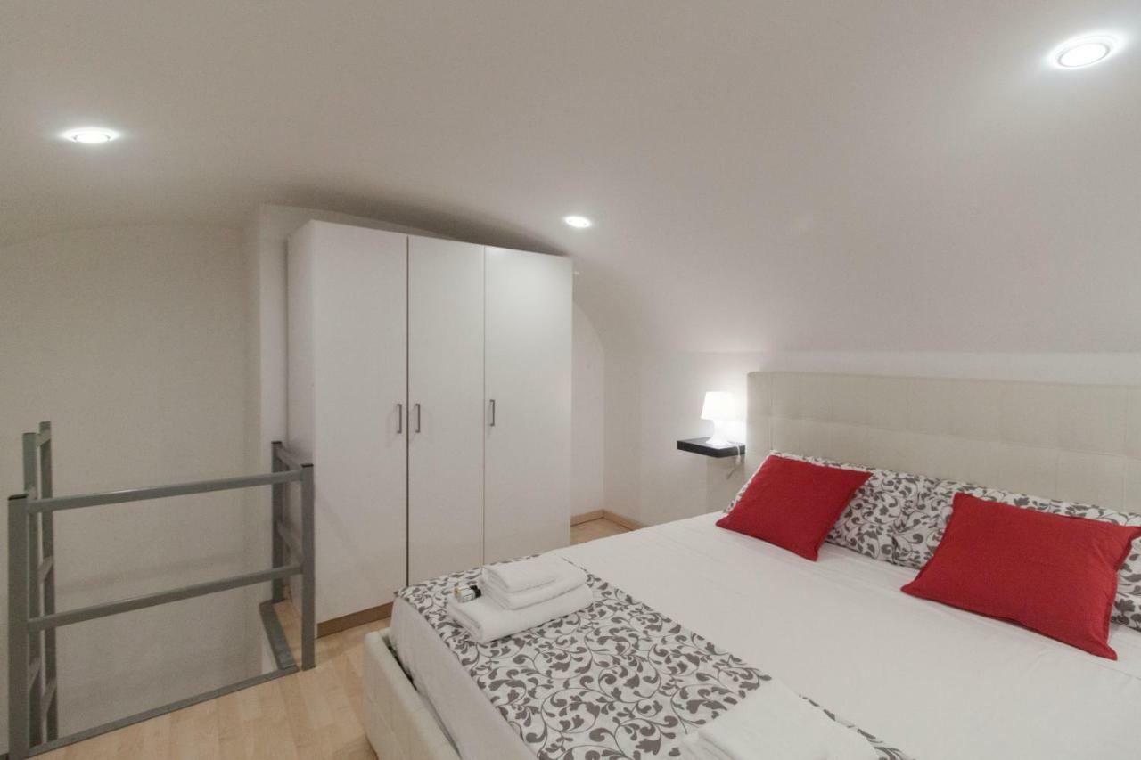 Olina Apartments Неаполь Екстер'єр фото